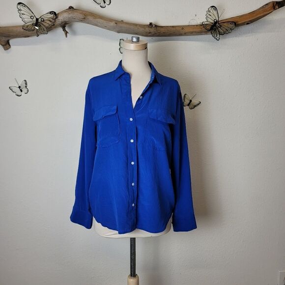 Tommy Bahama blue silk blouse - Picture 1 of 8